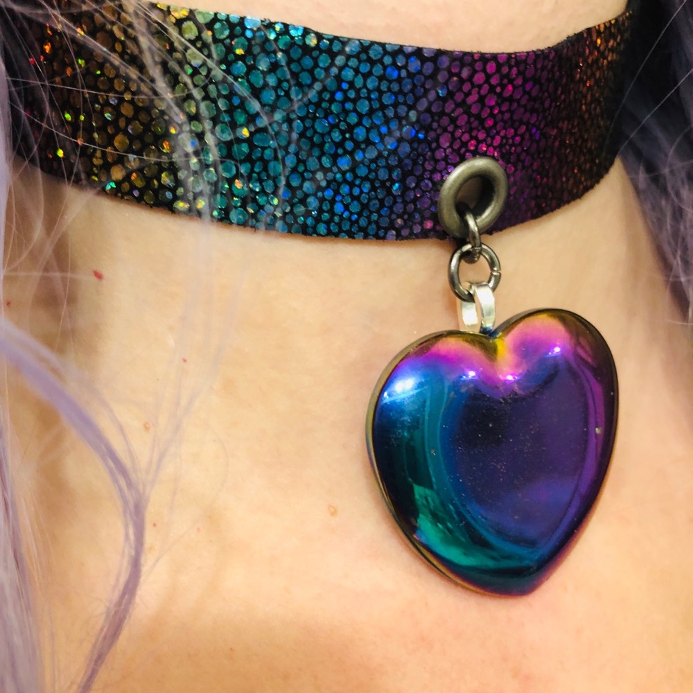 Rainbow Holographic Heart Choker - image 1
